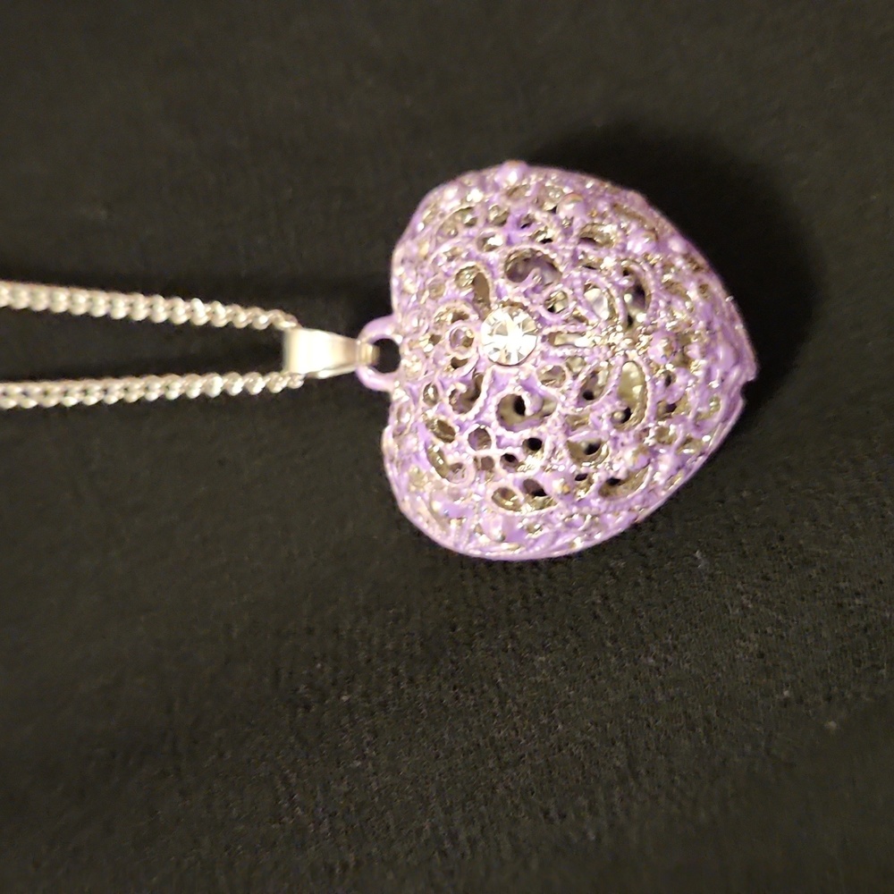 Paparazzi Purple Puff Filagree Heart Necklace